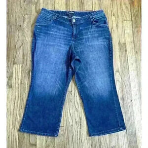 Lane Bryant Capris Womens Size 18 Blue  Denim